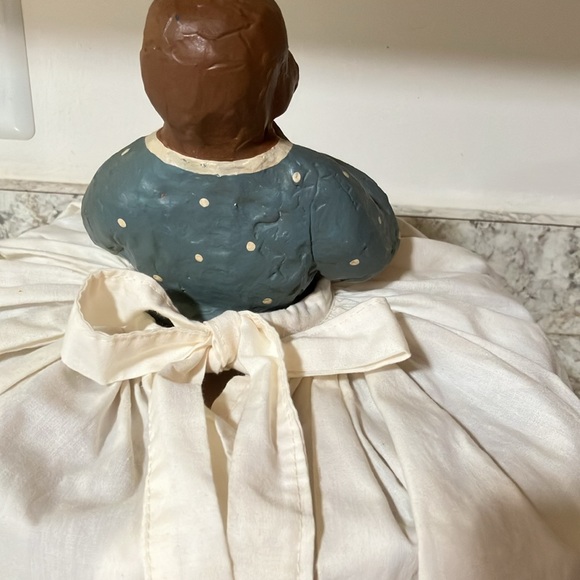 VINTAGE MAE BELL IKE N SANDY SPILLMAN RESIN PAINTED SCULPTURE FIGURE WITH APRON - Picture 7 of 7